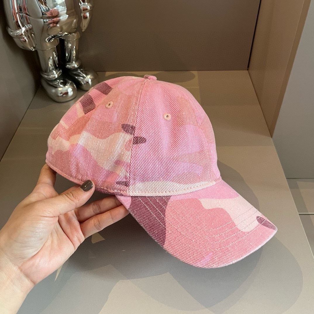 Louis Vuitton Caps